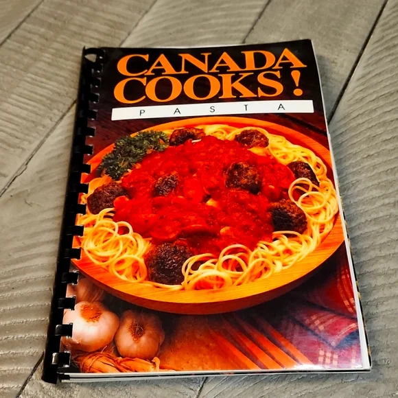 CANADA COOKBOOK PASTA - Picture 1 of 6